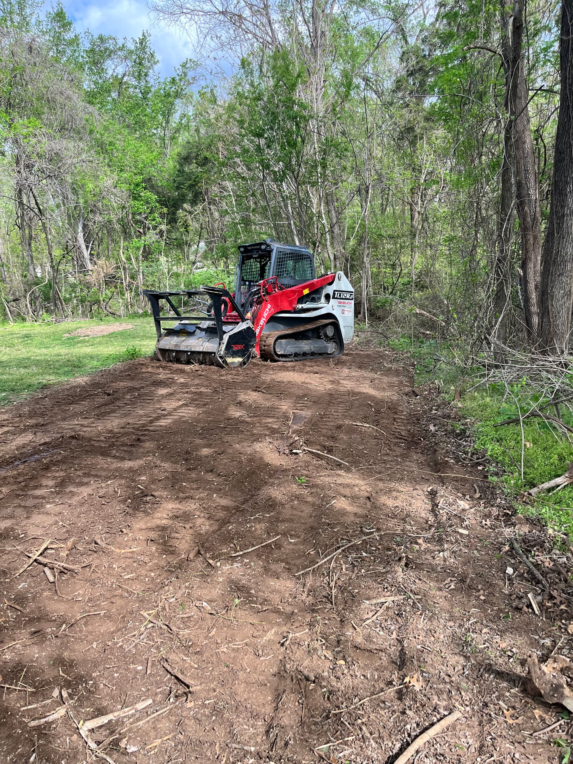 Gallery photos for Land Clearing in Progress - Here's How the Work Gets Done: Image #1