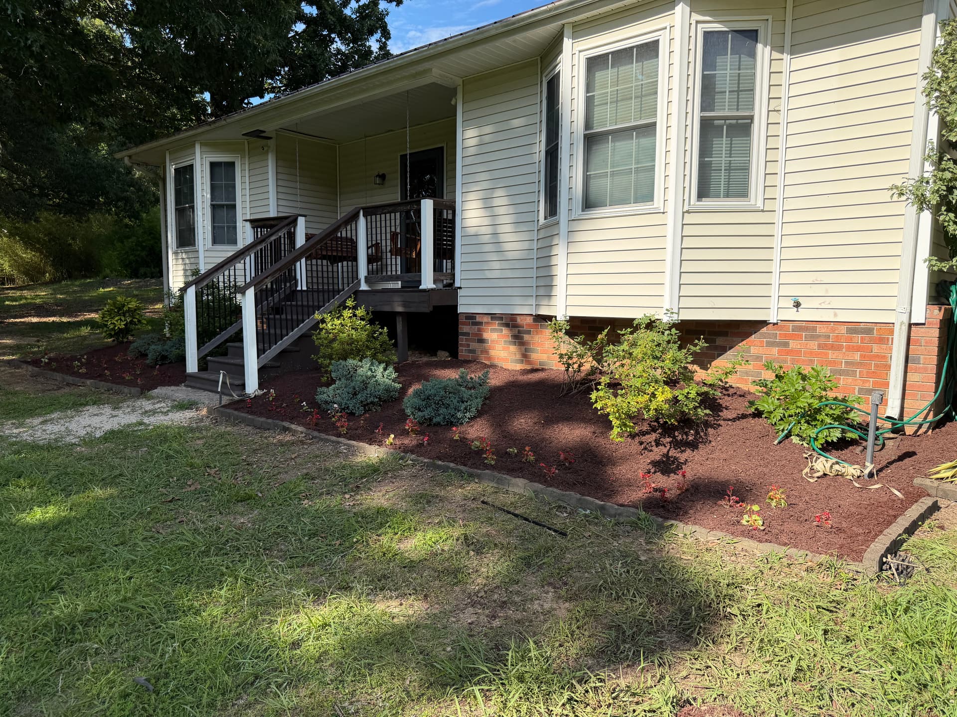 Gallery photos for Fresh Mulch Install Brings This Dickson Property Back to Life: Image #1
