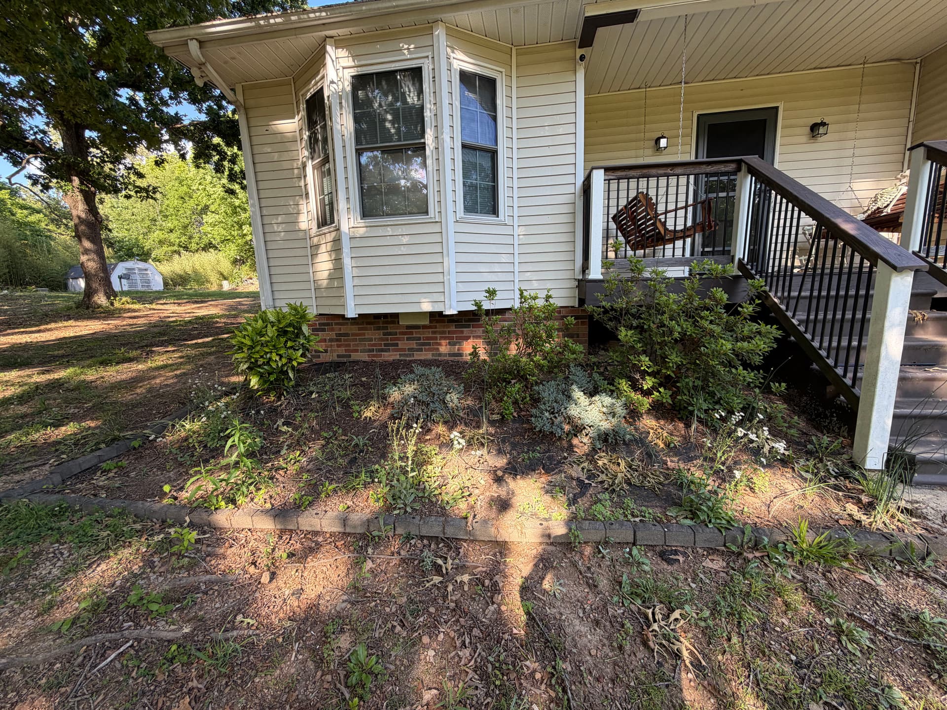 Gallery photos for Fresh Mulch Install Brings This Dickson Property Back to Life: Image #2