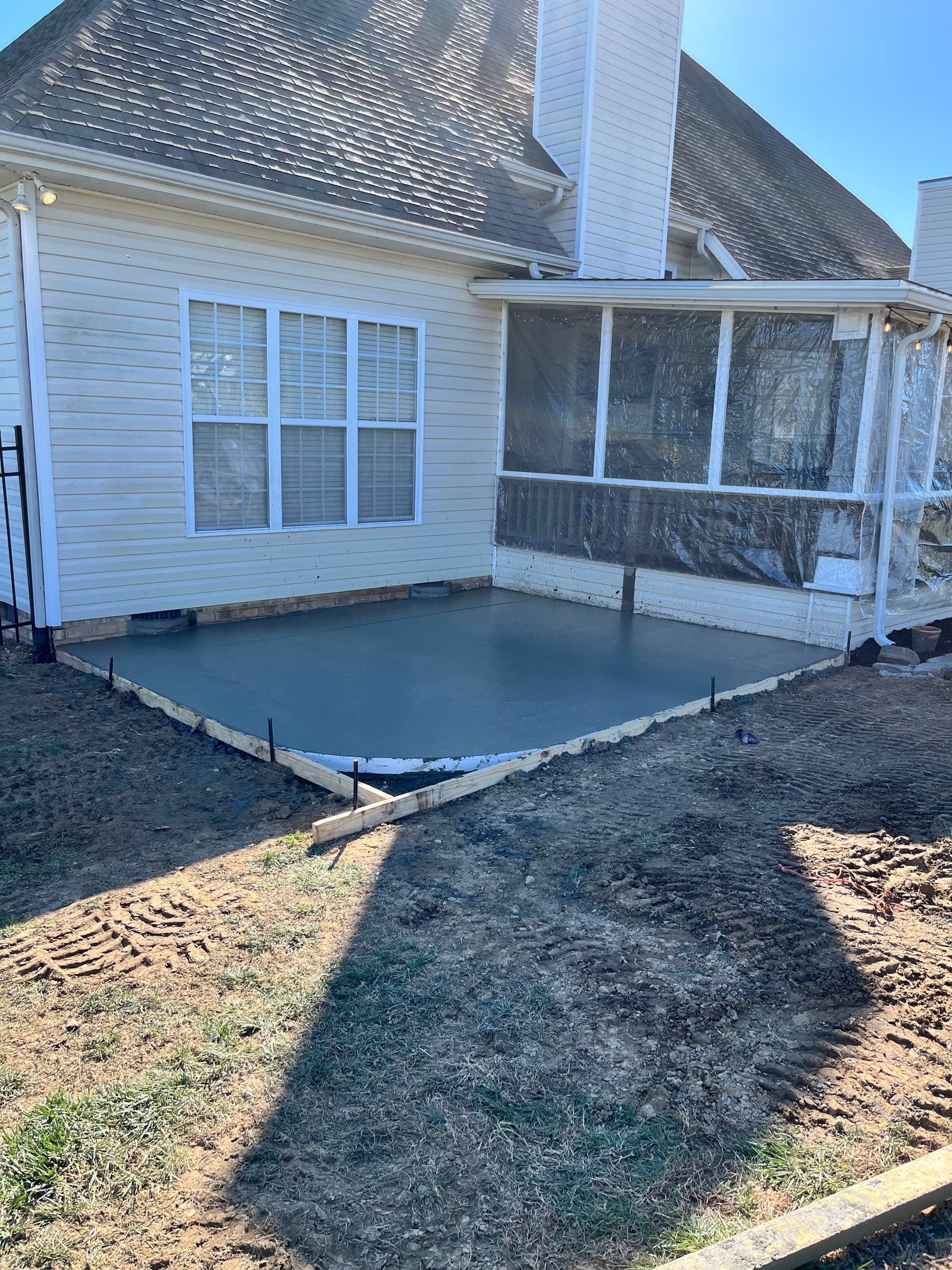 Gallery photos for Creating a Custom Patio: Image #1